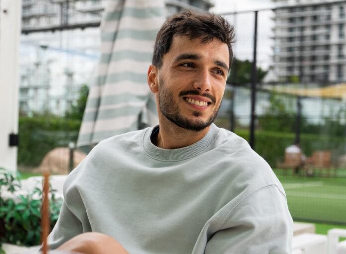 Ale Galán enjoys Miami during the Padel Reserve Cup Series