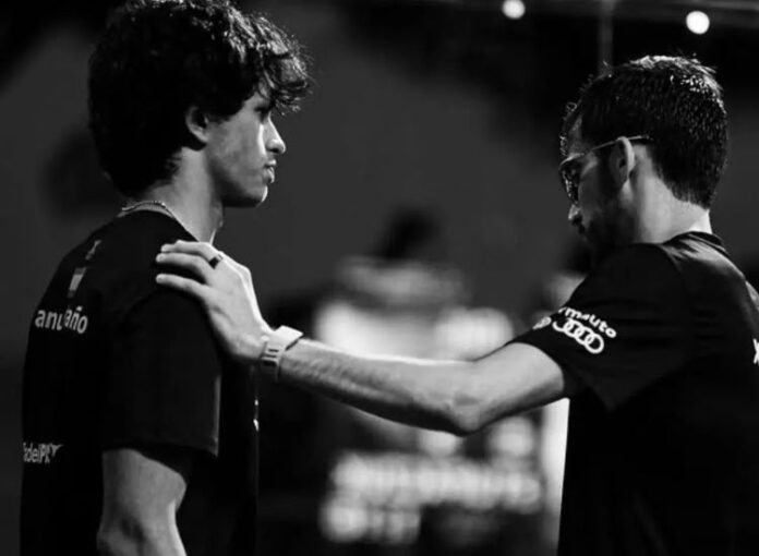 Manu Castaño and Xisco Gil announce split