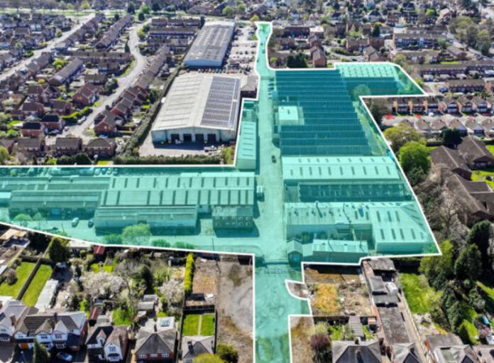 Former Adam Carpets site in Kidderminster to become padel hub